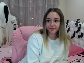 DoraSun's Live Sex Cam Show