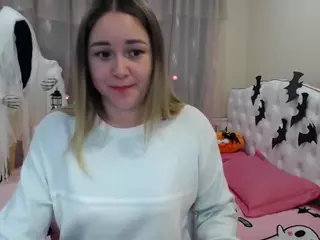 DoraSun's Live Sex Cam Show