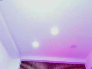 karliee-klosss Live Webcam on CamSoda