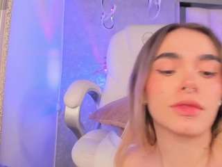  lucy-vega chat room