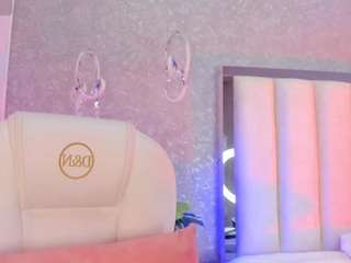  lucy-vega chat room