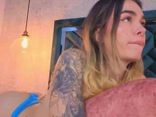  lucy-vega chat room