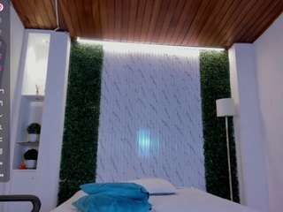  alessia-facetti chat room