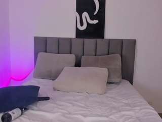 Live webcam model nataliepeterson on Soda Cams