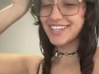 nataliepeterson Live Webcam on CamSoda