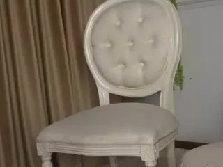 LoriMineli's Live Sex Cam Show