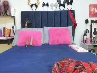 emmily-giraldo Live Webcam on {site_name}
