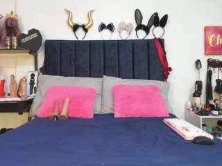 emmily-giraldo live cam profile