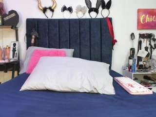 emmily-giraldo Sex Cam Show