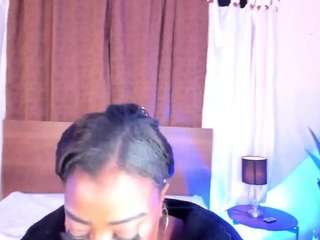 violett-gomez Live Webcam on CamSoda