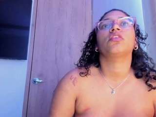 iriss-25 live webcam show