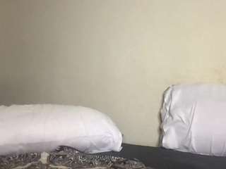 Live webcam model mz-wagon1 on Soda Cams