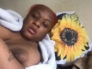 Live webcam model mz-wagon1 on Soda Cams