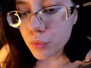 Live webcam model brianna-baldwin on Soda Cams