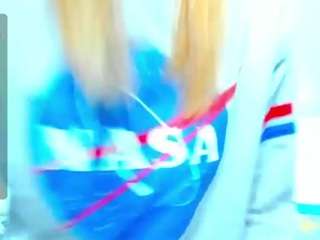 beellami from CamSoda