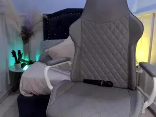 bri-von-dhara's Live Sex Cam Show