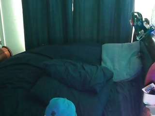 antisocialbutterf1y webcam model