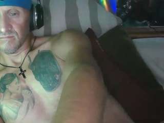 antisocialbutterf1y's live room