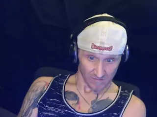 AntiSocialButterf1y's Live Sex Cam Show