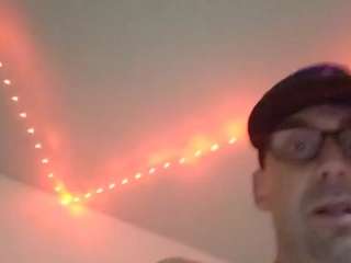 cumzzz2012 Live Webcam on CamSoda