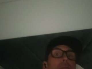 cumzzz2012 live cam