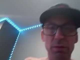 cumzzz2012 webcam model