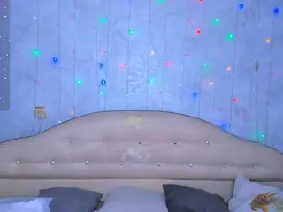 LolaMeddison's Live Sex Cam Show