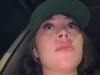 emily-mills1