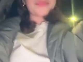 emily-mills1 - Live Cam