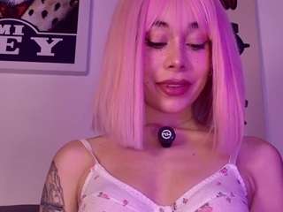 emily-mills1