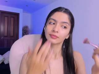 miia-evans Live Webcam on CamSoda