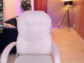 miia-evans Live Webcam on {site_name}