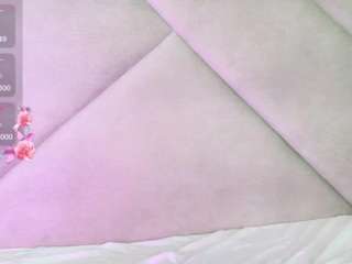 miss-quipitoss's CamSoda show and profile