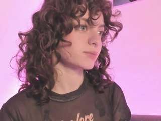 agathaa-ks Live Webcam on CamSoda