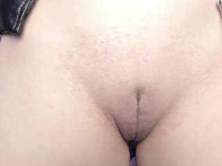 agathaa-ks Live Webcam on CamSoda