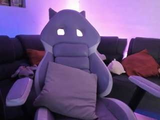 Agathaa-ks live cam preview