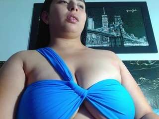 Natural Big Boobs live cam preview
