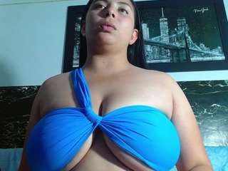 Natural Big Boobs live cam preview