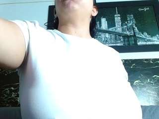 Natural Big Boobs live cam preview
