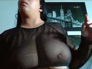 naturalboobs1