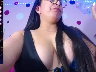 Natural Big Boobs's Live Sex Cam Show