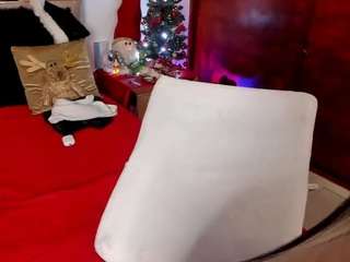 nikkishome Live Webcam on CamSoda