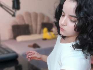 Violet live webcam show