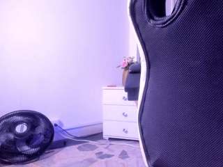 Andrea-Belucci live cam preview