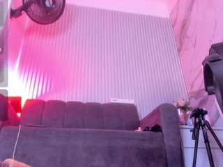 Andrea-Belucci live cam preview