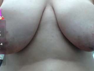 carlla1's CamSoda show and profile