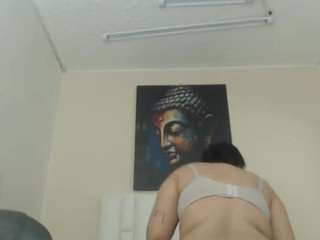carlla1 Webcam Model Profile
