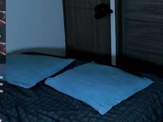 lunaahatzel webcam model