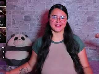 Luna Hatzel live cam preview