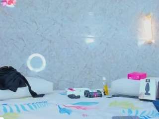  sabrina-shark chat room